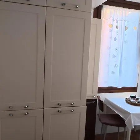 Vale's House *